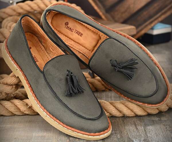 9 Latest Designs of Suede Loafers for Men and Women | I Fashion Styles