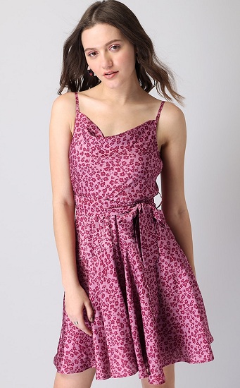 25 Trendy Designs of Satin Dresses for Ladies in Fashion