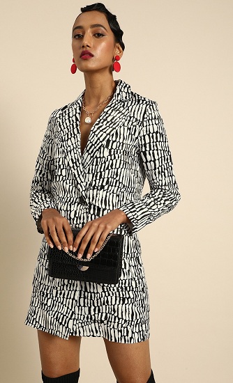 25 Trendy Designs of Satin Dresses for Ladies in Fashion