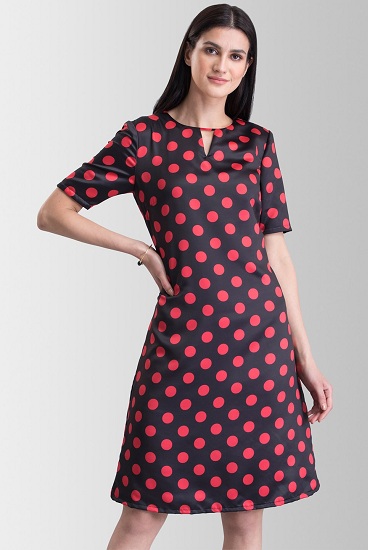 25 Trendy Designs of Satin Dresses for Ladies in Fashion