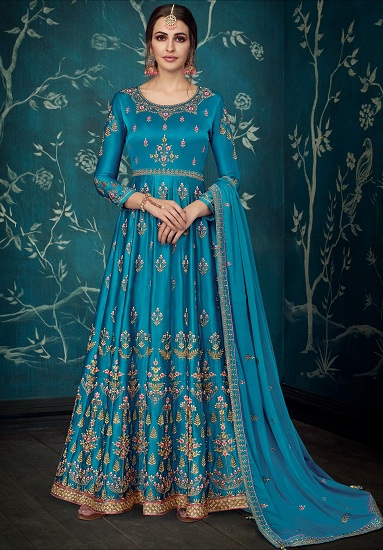 25 Trending Designs of Silk Dresses for Stunning Look