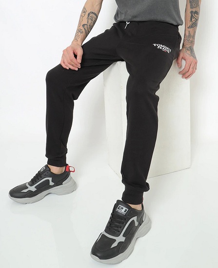20 New Models of Black Trousers For Men and Women