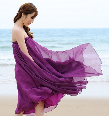 15 Stunning Models of Purple Dresses for Ladies in Fashion