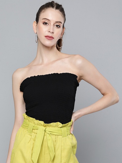 25 Stylish Off Shoulder Tops Collection for Trending Look