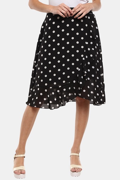 20 Trendy Designs of Ruffle Skirts for Women with Beautiful Look