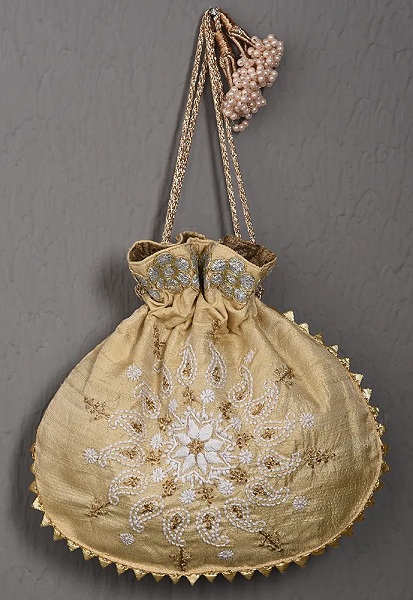 20 Latest Designs of Potli Bags for Women with Trendy Look