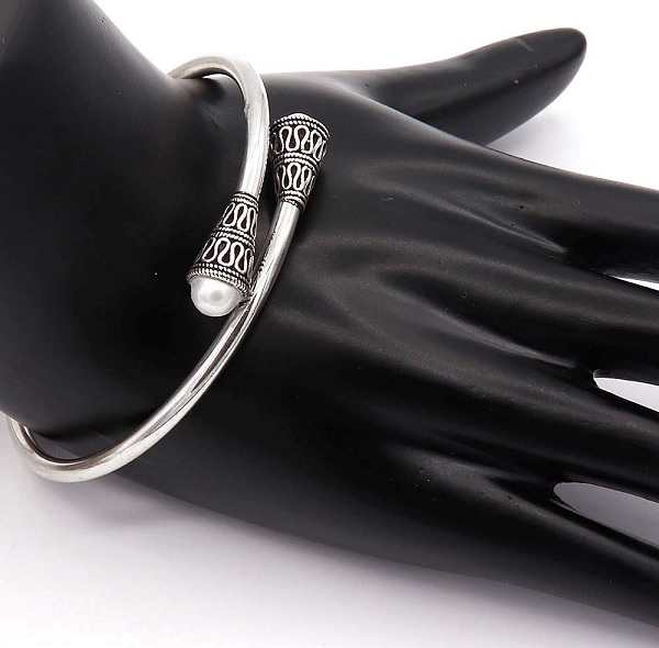 Pearl Bangles Designs - 20 Modern Collection for Beautiful Look