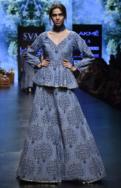 20 Trending Designs of Tops for Skirts with Stunning Look