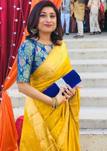 Plain Sarees With Designer Blouse Designs - 20 Beautiful Collection