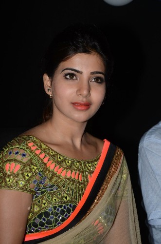 Plain Sarees With Designer Blouse Designs - 20 Beautiful Collection