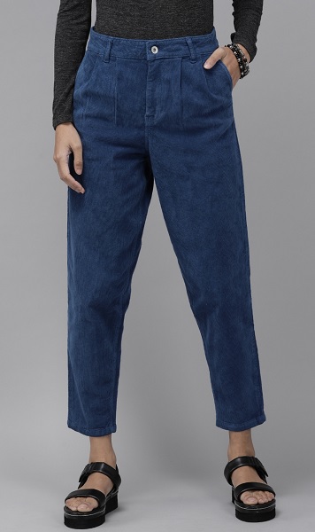 20 Stylish Models of Blue Trousers For Men and Women