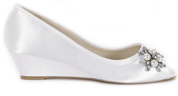 15 Trendy Collection of Wedding Shoes for Brides in 2023