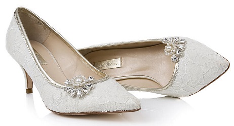 15 Trendy Collection of Wedding Shoes for Brides in 2023
