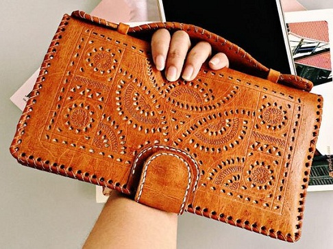 15 Best of Stylish Leather Wallets for Women in 2023