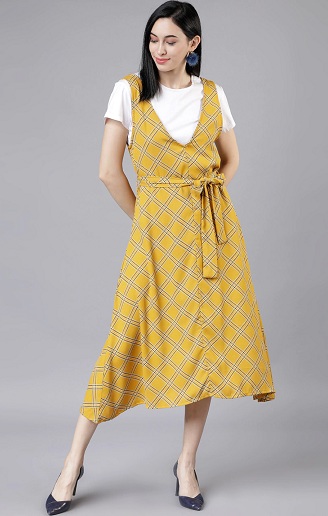 25 Latest Designs of Pinafore Dresses for Women &amp; Girls in 2023