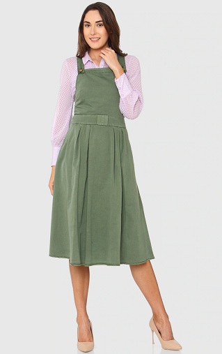 25 Latest Designs of Pinafore Dresses for Women &amp; Girls in 2023