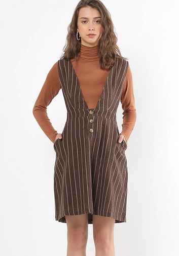 25 Latest Designs of Pinafore Dresses for Women &amp; Girls in 2023