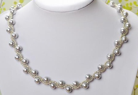 40 Simple and Modern Pearl Necklace Designs 2023