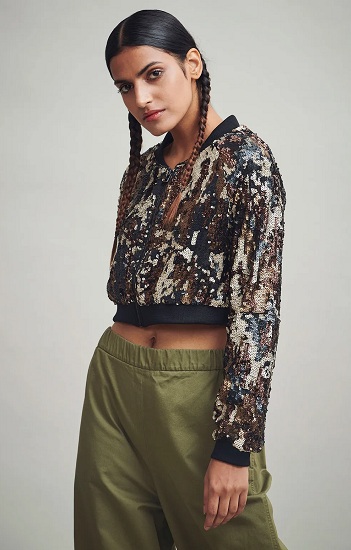 25 Trendy Bomber Jackets for Men and Women in 2023