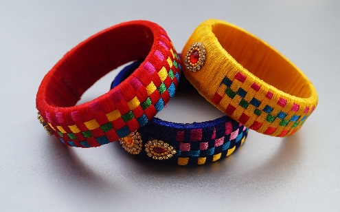 30 Modern Designs of Thread Bangles for Women in 2023