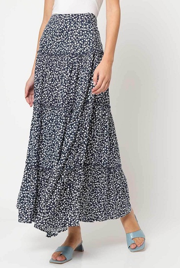 Maxi Skirts For Women - 25 Must-Try Models In 2023