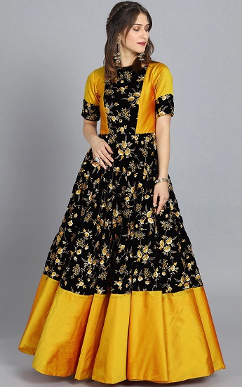 25 Gorgeous Velvet Dresses for Ladies in Special Occasions