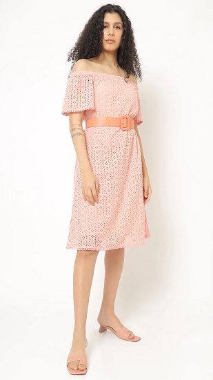 25 Stunning Collection of Embroidered Dresses for Mesmerize Look