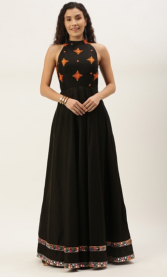 25 Stunning Collection of Embroidered Dresses for Mesmerize Look