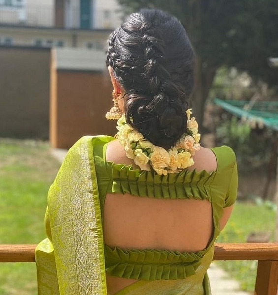 50 Stunning Collection of Blouse Designs for Different Sarees