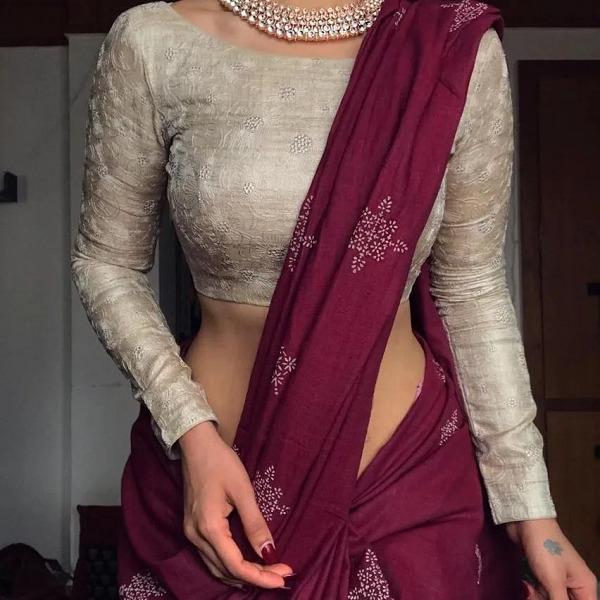 50 Stunning Collection of Blouse Designs for Different Sarees
