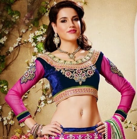 50 Stunning Collection of Blouse Designs for Different Sarees