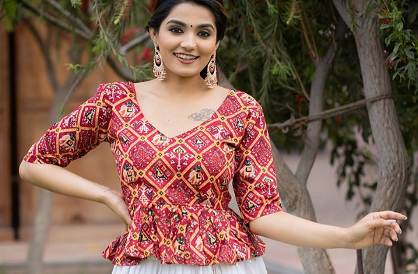 40 Best Collection of Lehenga Blouse Designs in Fashion World