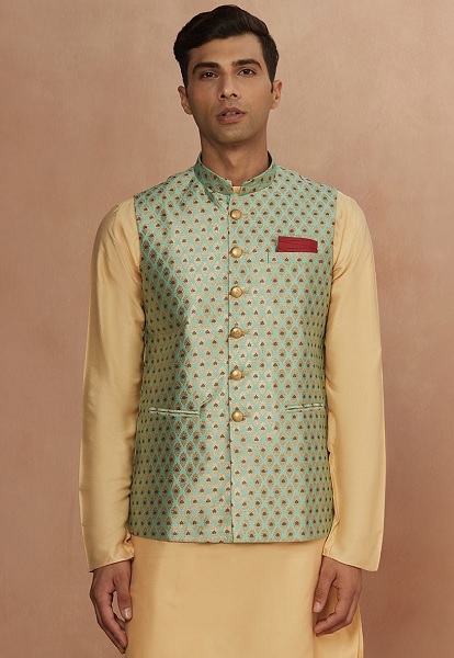 25 Stylish Party Wear Blazers for Men and Women in Trend