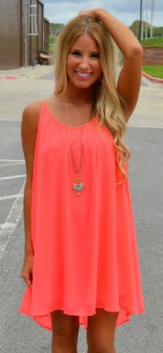 Summer Dresses: Stay Cool and Chic in These 20 Beautiful Models