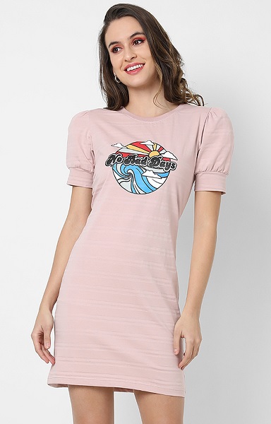 20 Trendy Models of T-Shirt Dresses for Women in Fashion