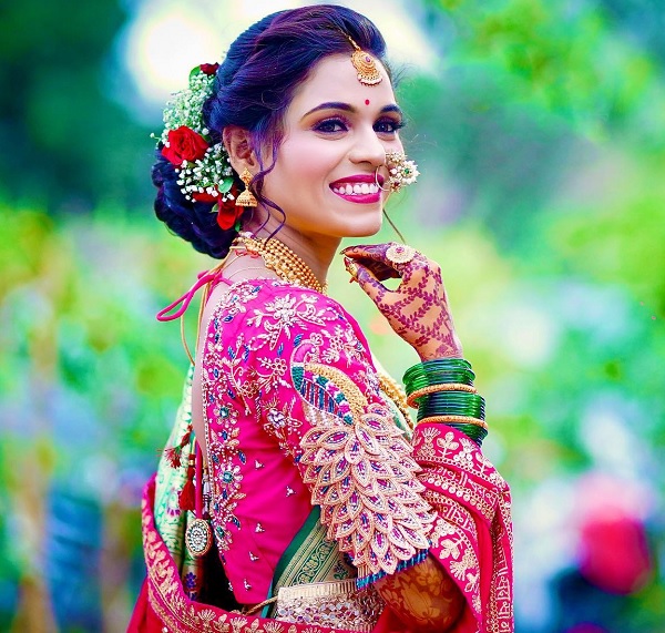 Pink Blouse Designs: These 20 Stunning Models To Steal Your Heart