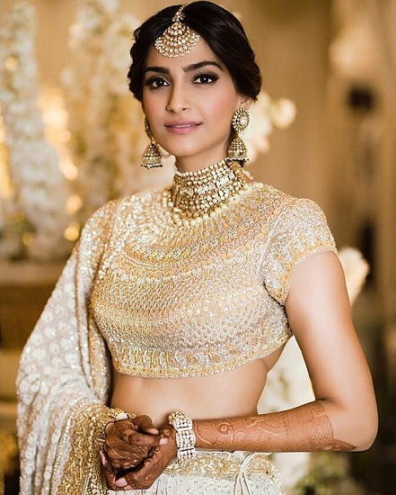 35 Beautiful Bridal Blouse Designs For Stunning Look At Wedding