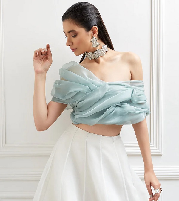 20 Trendy Designs of Off Shoulder Blouses For Stunning Look