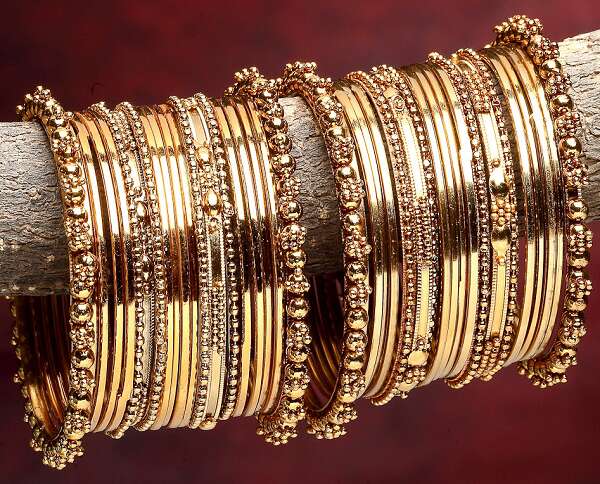10 Trending Designs of Oxidised Bangles for Charming Look