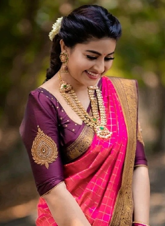 ब्लाउज के बाजू का डिजाइन: 15 Naya Wala Blouse Ka Baju Designs