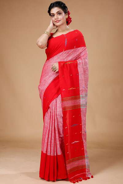 10 Stunning Models of Khadi Sarees for Women with Traditional Look