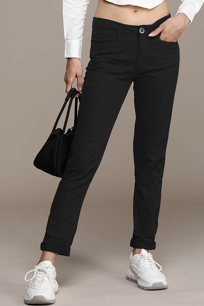 10 Trendy Collection of Chino Pants for Men and Women