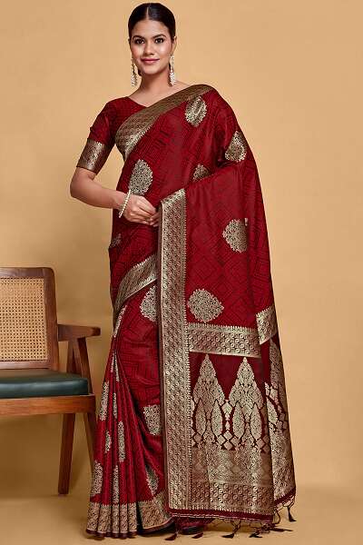 15 Trending Models of Art Silk Sarees for Desirable Look