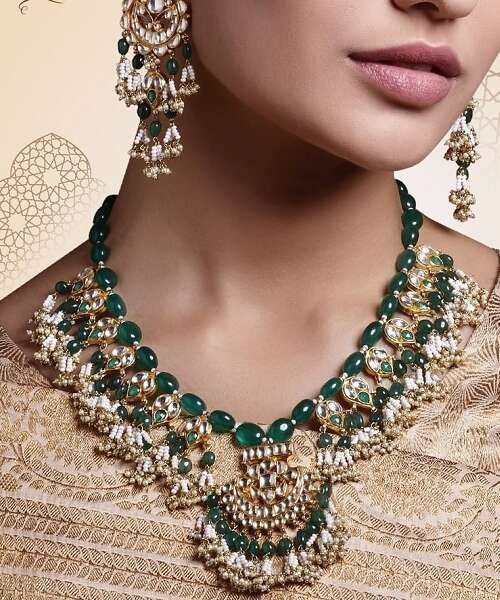 15 Must-Have Designs of Kundan Necklaces for Modern Bride