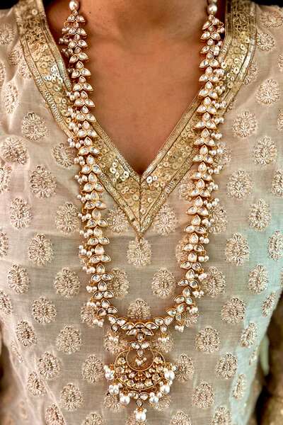 15 Must-Have Designs of Kundan Necklaces for Modern Bride