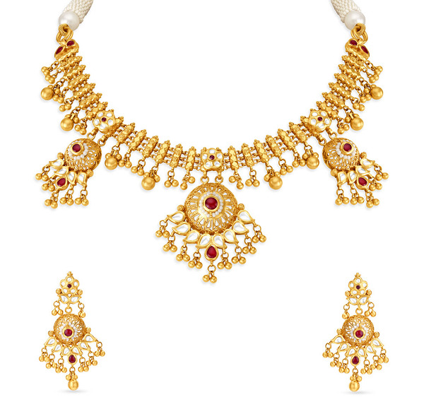 15 Must-Have Designs of Kundan Necklaces for Modern Bride