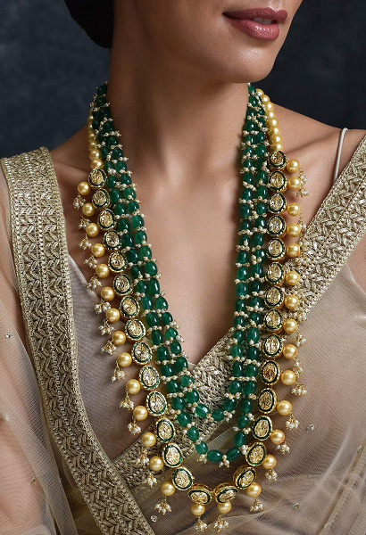 15 Must-Have Designs of Kundan Necklaces for Modern Bride