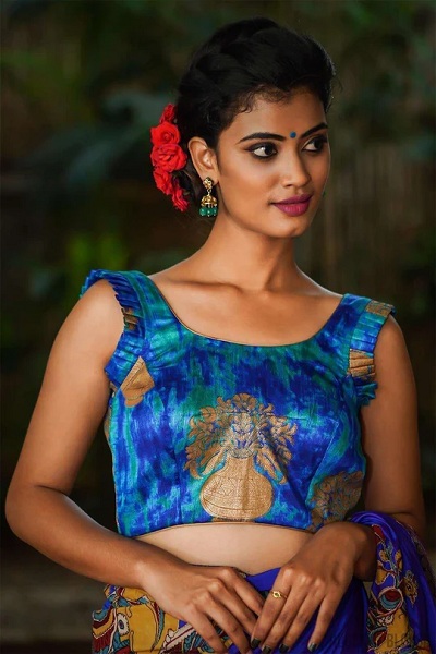 20 Modern Sleeveless Blouse Designs Catalogue in 2024