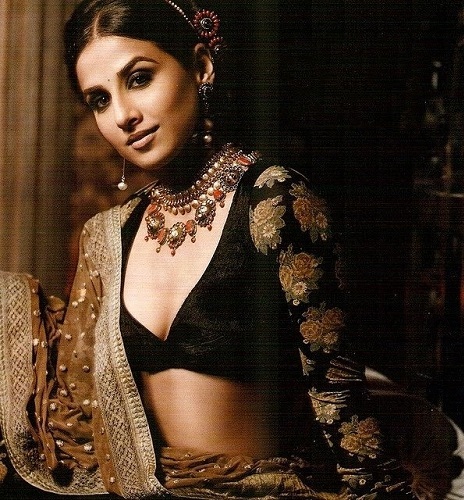 20 Stylish Collection of V Neck Blouse Designs for Trendy Look