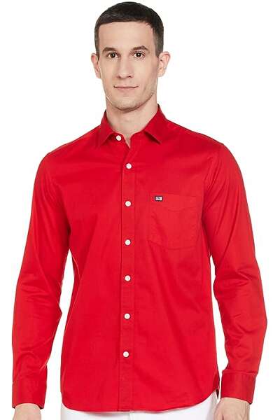 15 Perfect Matching Shirts for White Pants: Trending Combos